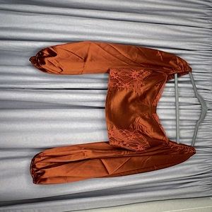 2 piece set tags still on it!